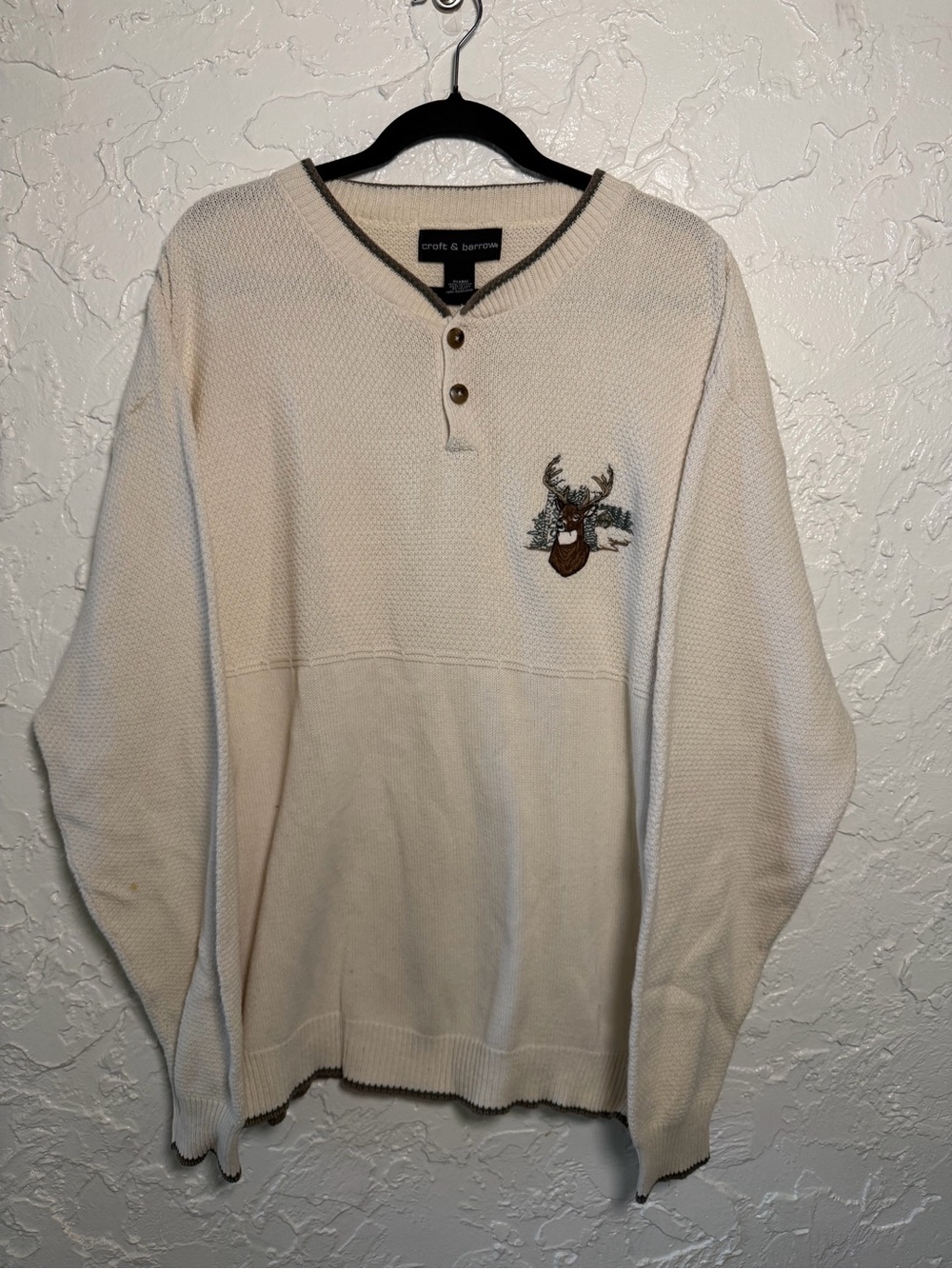 croft & barrow Cream Crewneck Henley Sweater with Embroidered Buck